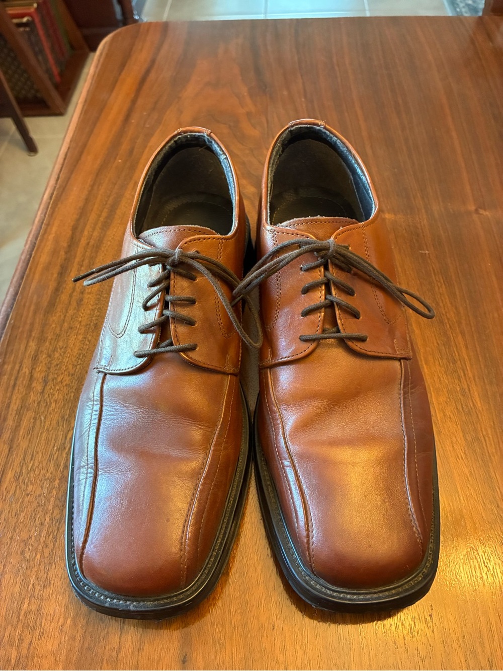 Men's Leather Derby Shoes in Cognac